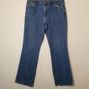 Levi's 550 relaxed boot cut size 10 short